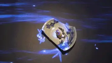 Immersive Dining Table – Holografik Projeksiyonlu Etkileşimli Yemek Deneyimi