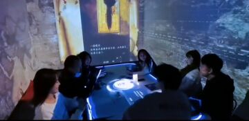 Immersive Script Killing – 3D Holografik Projeksiyon ile Etkileşimli Korku Deneyimi