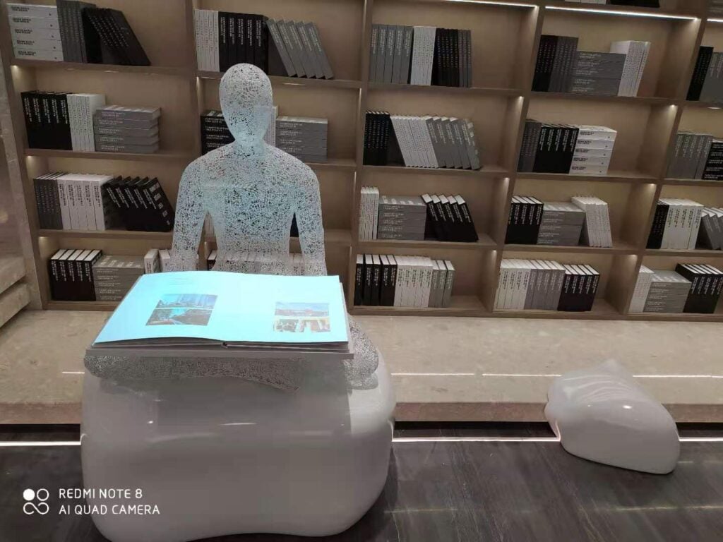 Interactive Intelligent Flip Book Projection System – Kütüphane İçin Etkileşimli Akıllı Flip Book Projeksiyon Sistemi